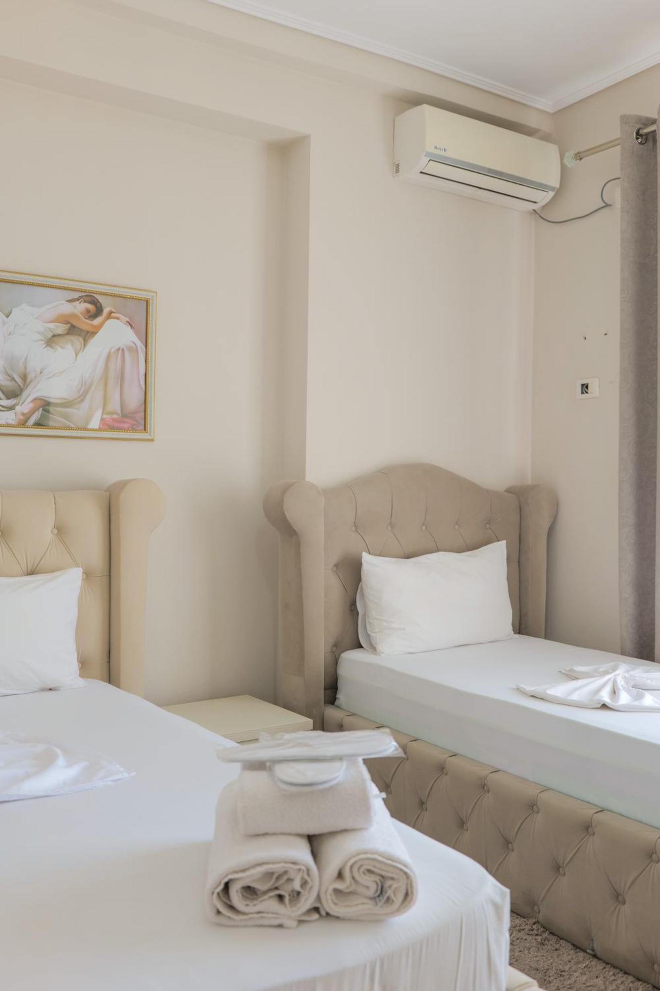 Hotel Sunrays Sarandë