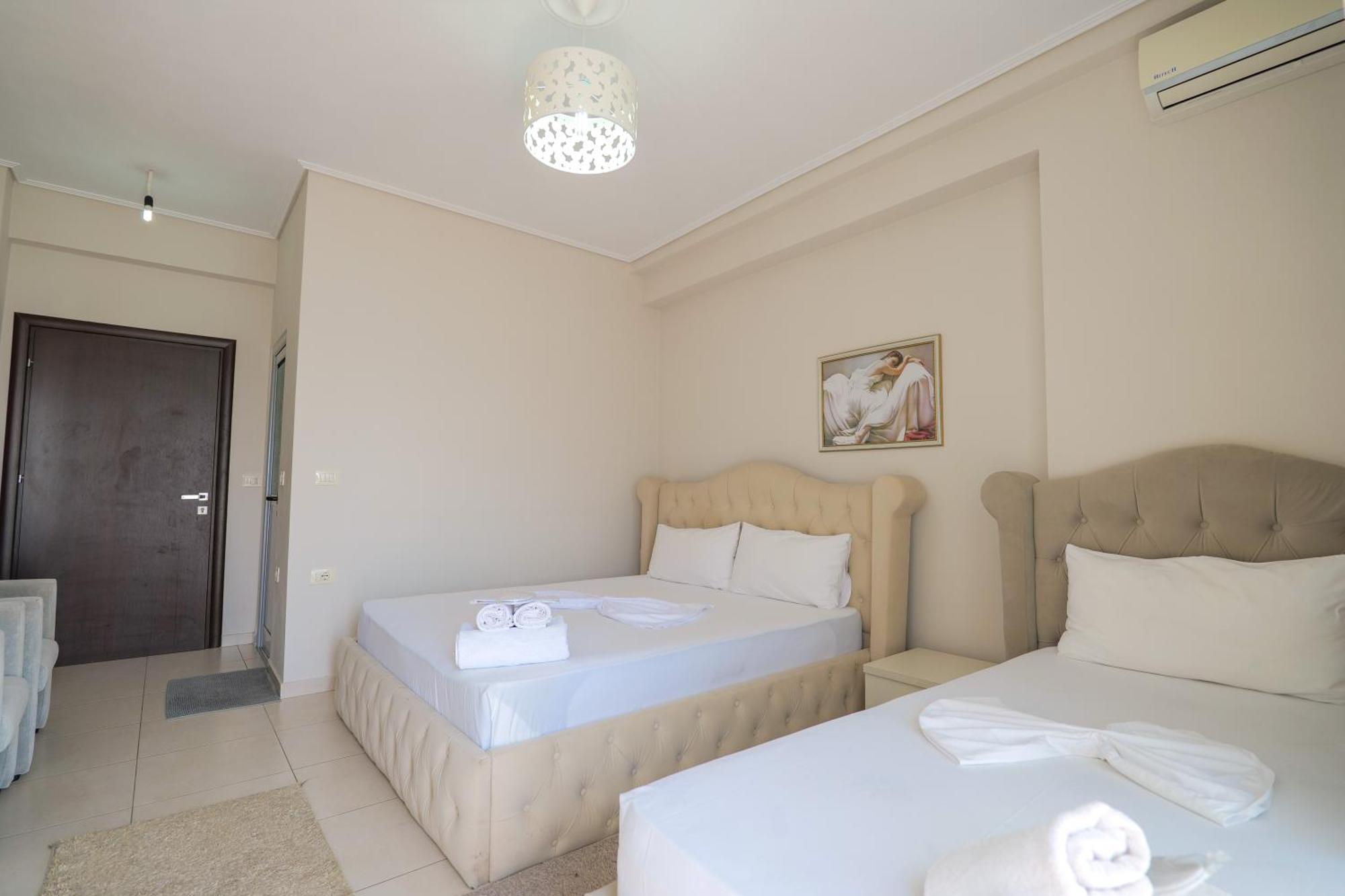 Sunrays Hotel Sarandë