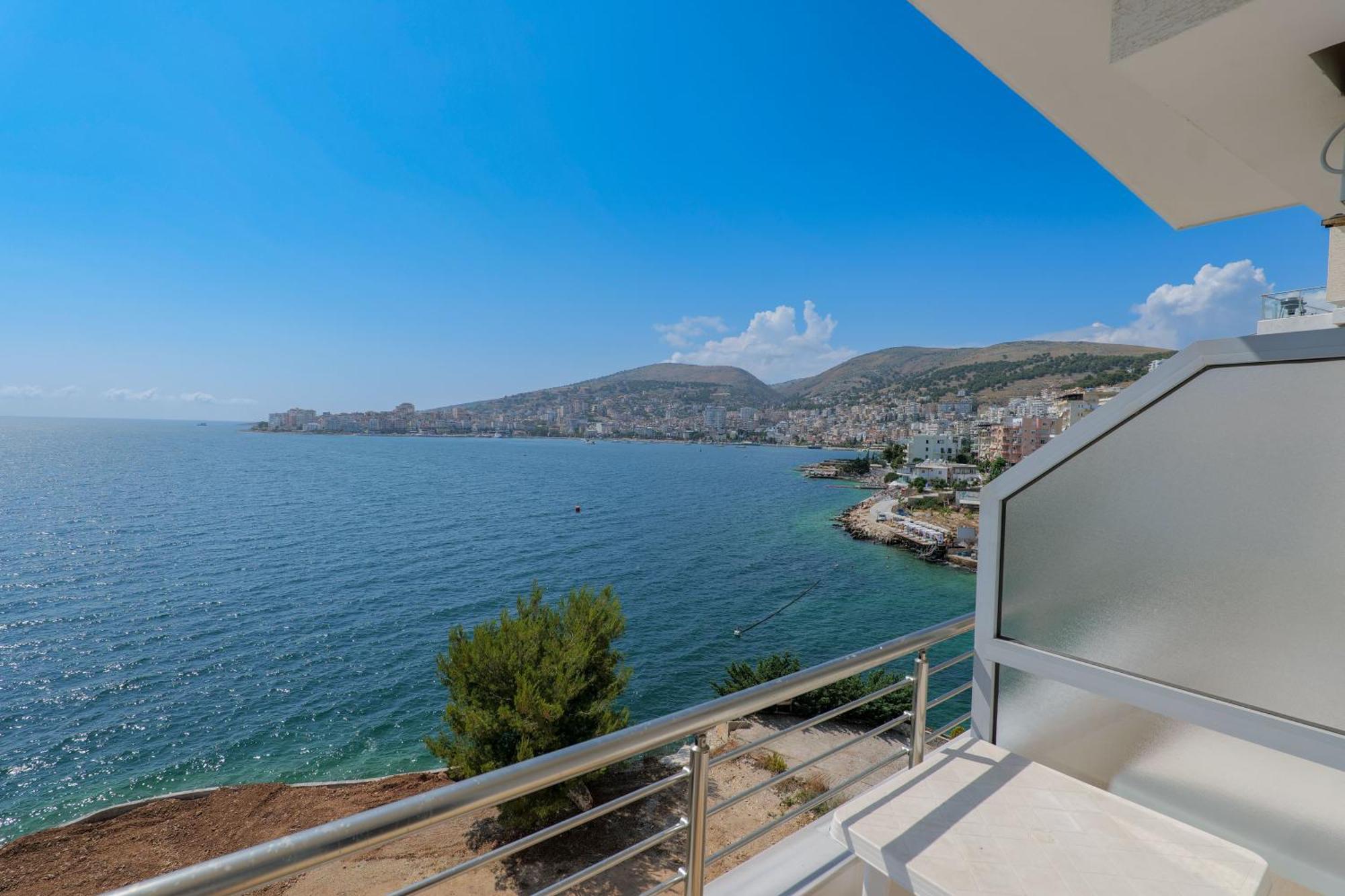 Sunrays Hotel Sarandë