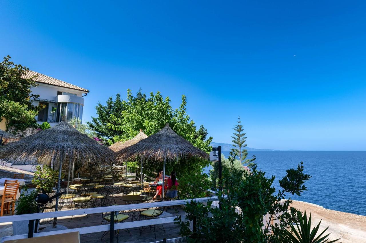 Sunrays 3* Saranda