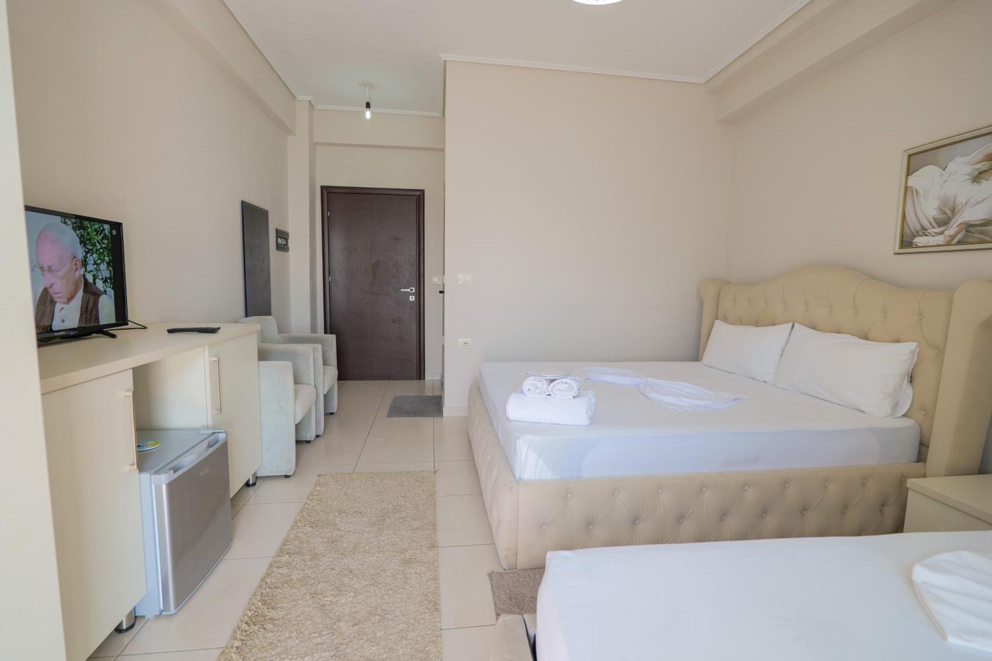 Sunrays Saranda