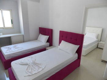 Sunrays Hotel Saranda