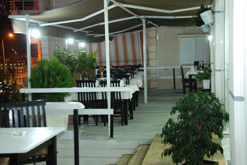 Sunrays Hotel 3*