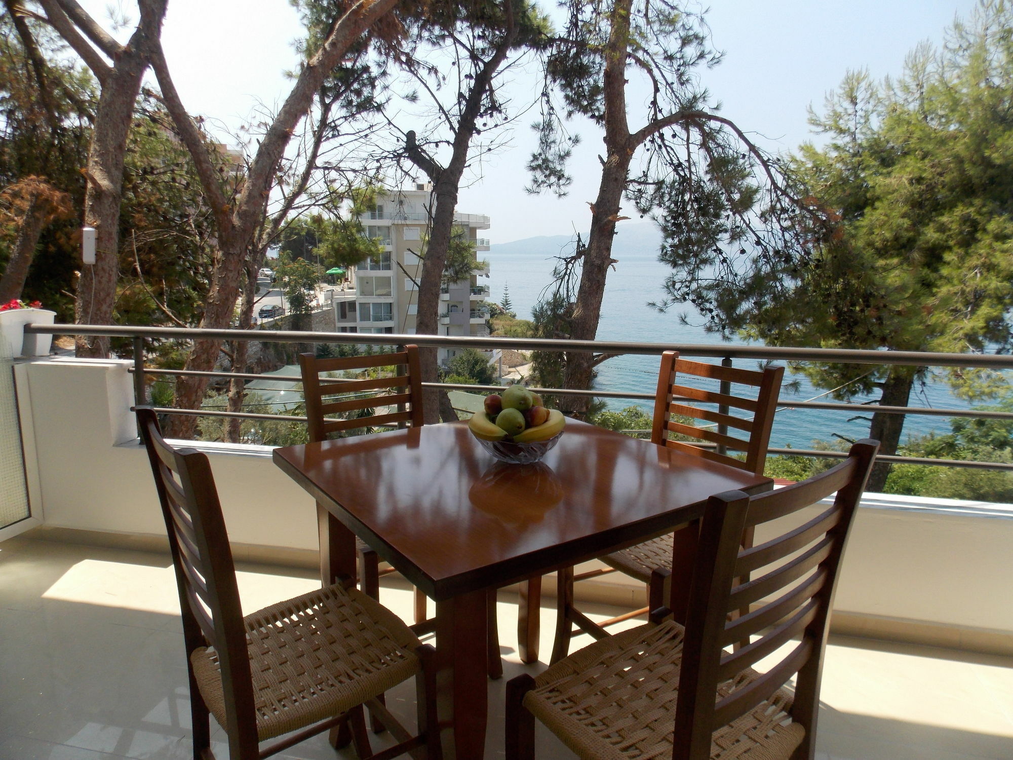 Hotel Sunrays Saranda